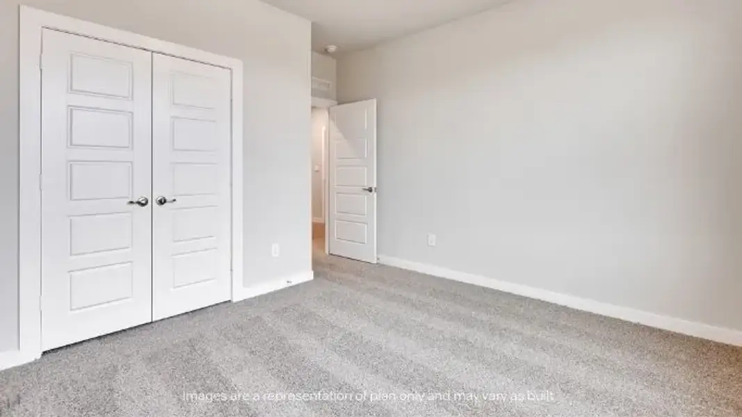 Spacious, unfurnished interior of a new home in Homestead at Parks Bell Ranch, Odessa (Image 20).
