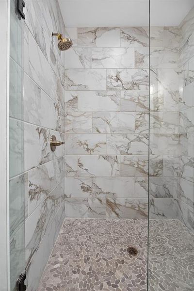 Close-up of interior finishes inside a home in , Carrollton (Image 12).