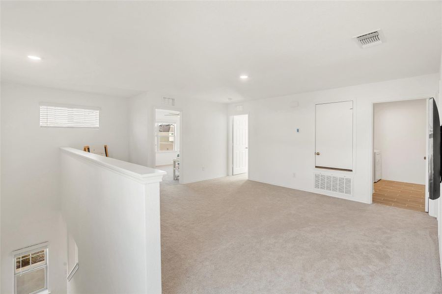 Spacious, unfurnished interior of a new home in , Liberty Hill (Image 19).