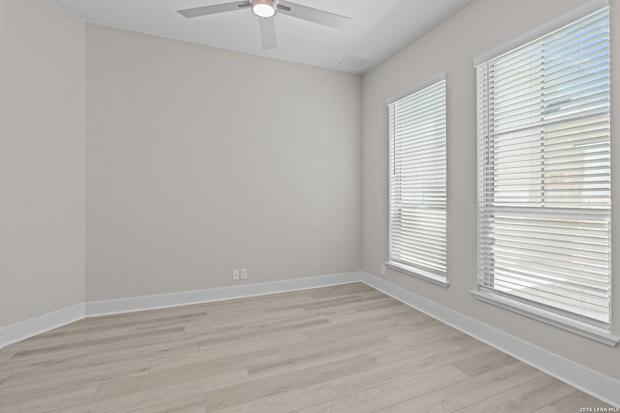 Spacious, unfurnished interior of a new home in , Boerne (Image 39).