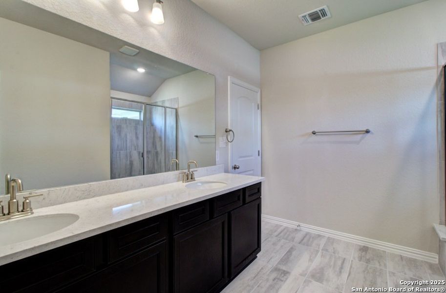 Furnished interior view inside a new home in Dauer Ranch, New Braunfels (Image 7).