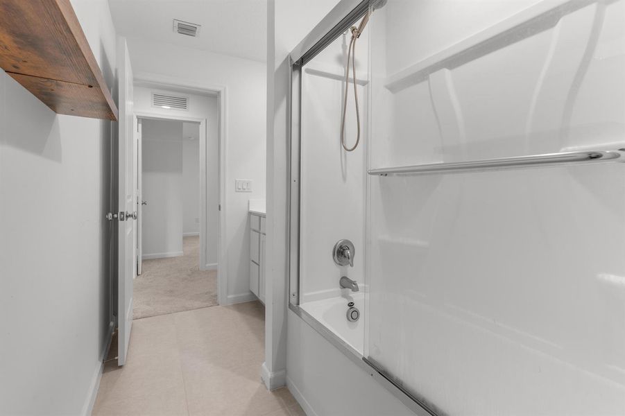 Bathroom 2.2 Bathroom 2.2