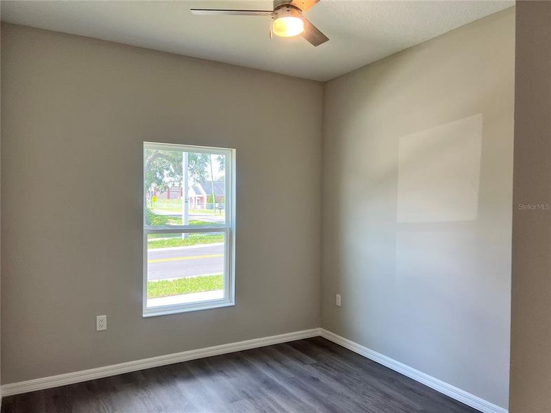 Spacious, unfurnished interior of a new home in , Tampa (Image 9).
