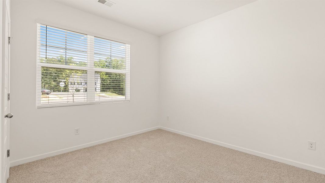 Representative unfurnished interior of a home built from the CELIA 2 Express by D.R. Horton in Teamon Pointe, Griffin (Image 11).