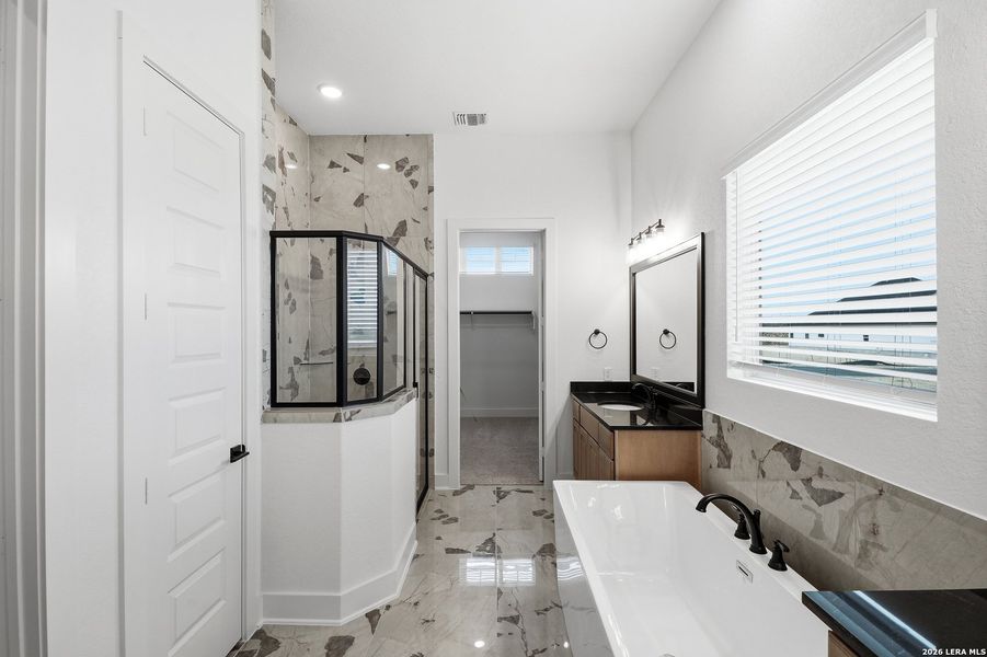 Furnished interior view inside a new home in Prominence Urban, San Antonio (Image 9).