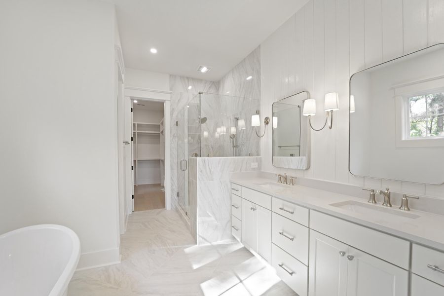 Furnished interior view inside a new home in , Charleston (Image 17).