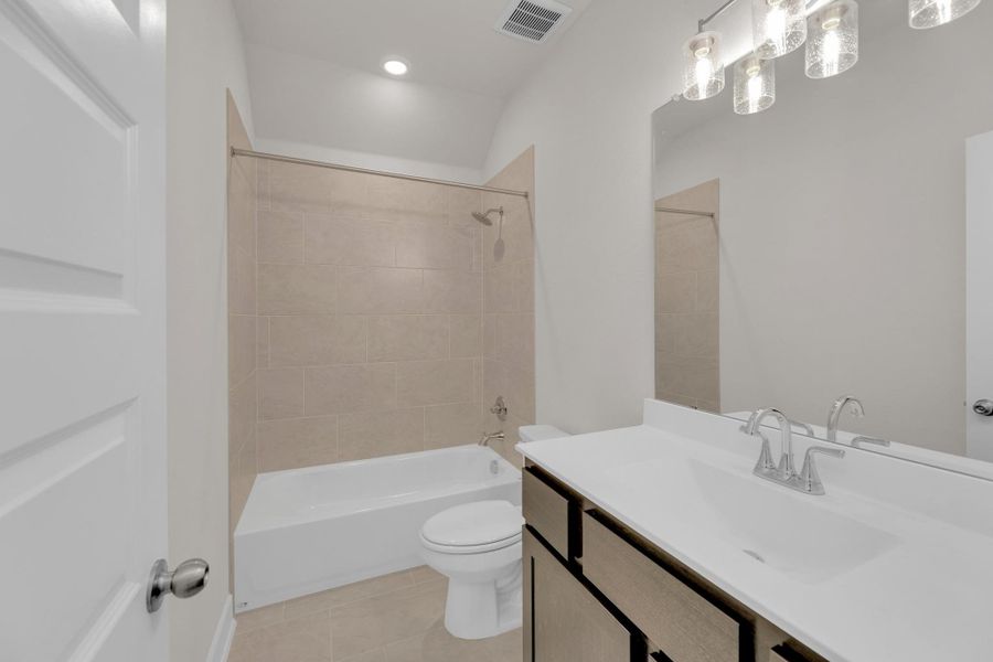 Furnished interior view inside a new home in Nolina, Georgetown (Image 6).