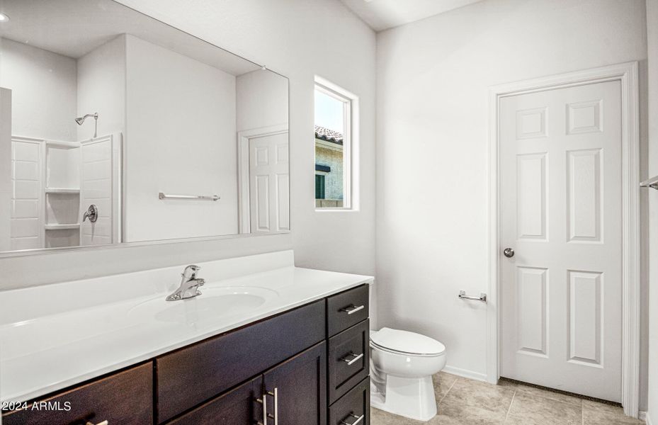 14 - Owner Bathroom