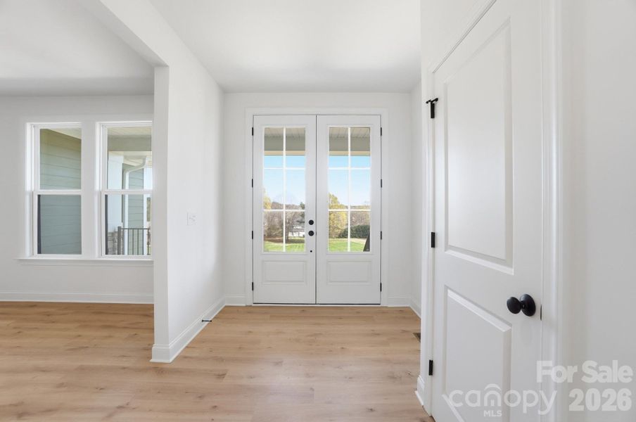 Spacious, unfurnished interior of a new home in , Cherryville (Image 24).