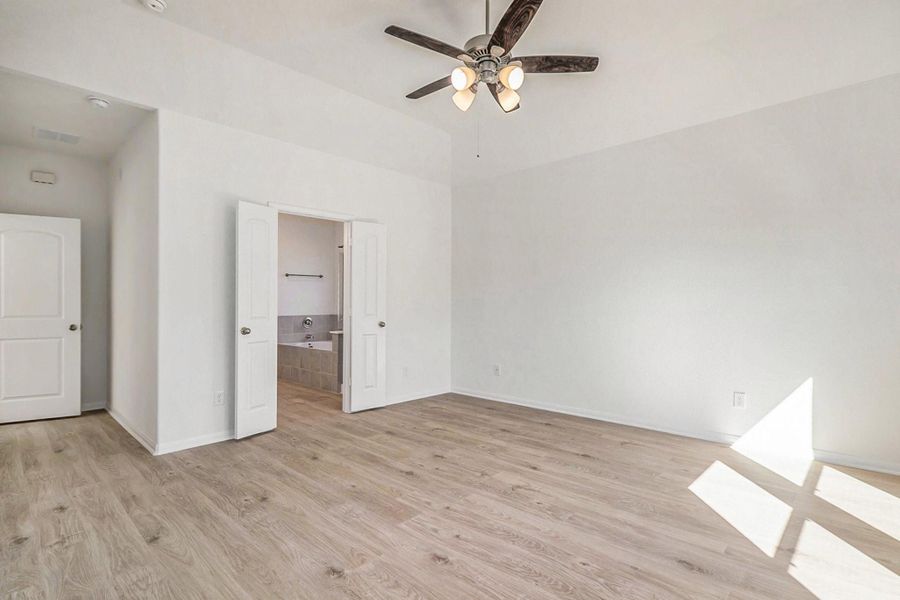 Image 12 of a home in Lake Conroe Hills. Image 12 of a home in Lake Conroe Hills.