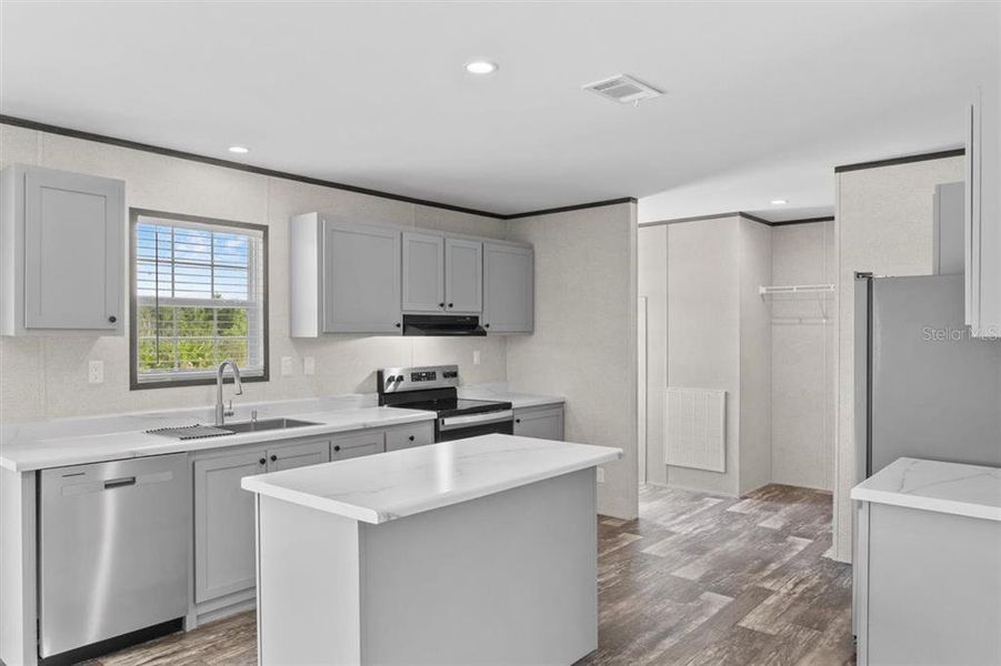 Furnished interior view inside a new home in , Crystal River (Image 7).
