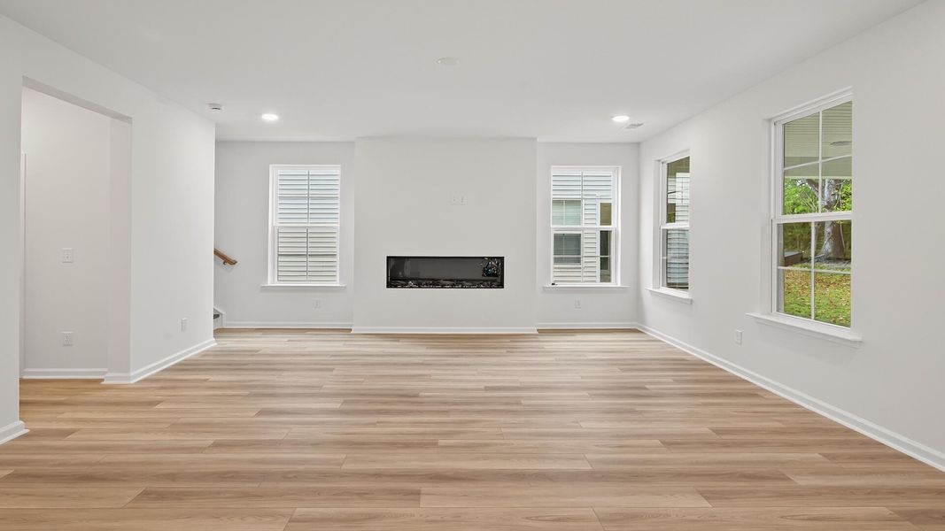 Spacious, unfurnished interior of a new home in Creekside at Andrews, Summerville (Image 29). Spacious, unfurnished interior of a new home in Creekside at Andrews, Summerville (Image 29).