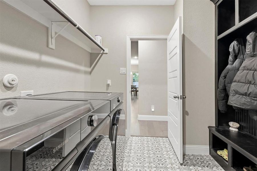 Furnished interior view inside a new home in Kentsdale Farms, DeSoto (Image 14).