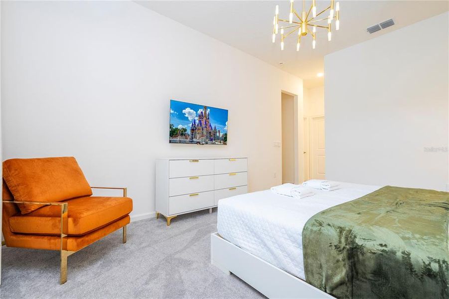 Furnished interior view inside a new home in , Orlando (Image 34).