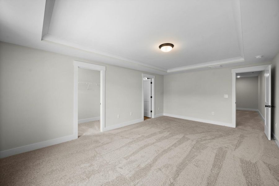 Spacious, unfurnished interior of a new home in Harbor Crossing, Greensboro (Image 28).