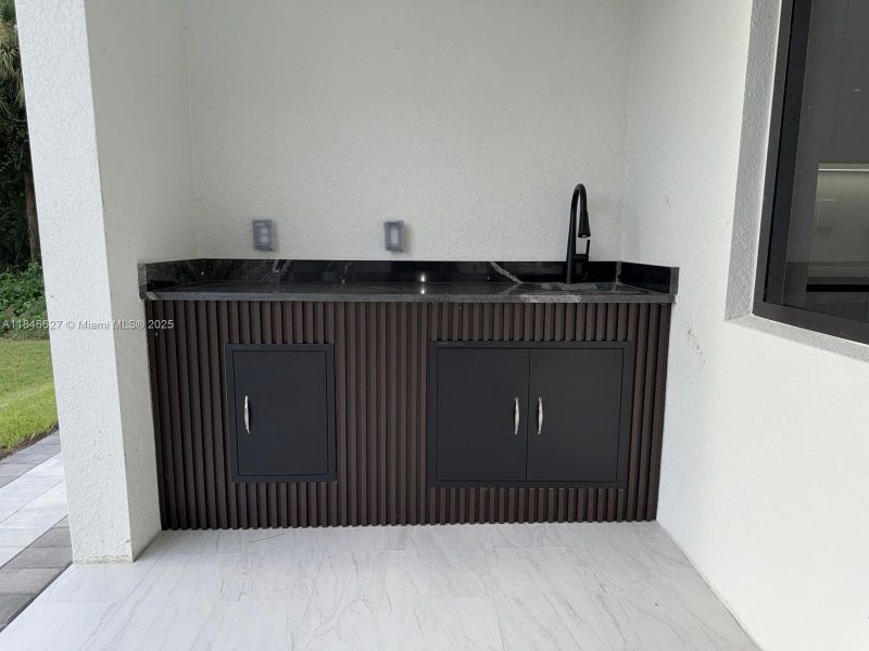 Image 32 of a home in .