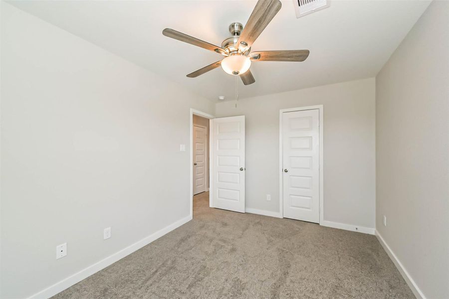 Photos are sample images from a previously built home with the same floor plan. Finishes and fixtures in the current home have been upgraded and may vary. Photos are sample images from a previously built home with the same floor plan. Finishes and fixtures in the current home have been upgraded and may vary.