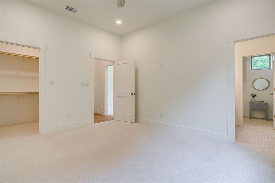 Spacious, unfurnished interior of a new home in , Burleson (Image 22).