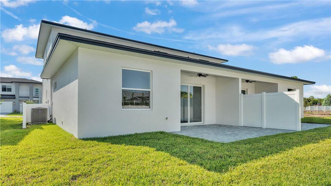 Front exterior of a new home in , Lakeland, FL, highlighting curb appeal (Image 26).