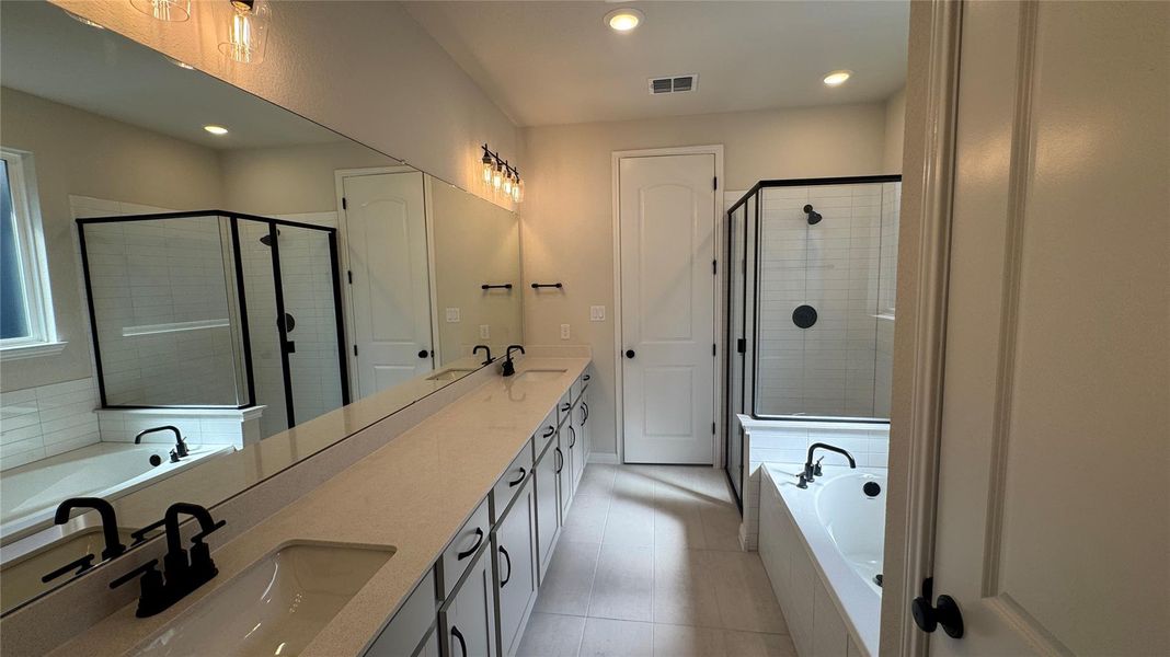 Furnished interior view inside a new home in Cannon Ranch 45s, Dripping Springs (Image 17). Furnished interior view inside a new home in Cannon Ranch 45s, Dripping Springs (Image 17).