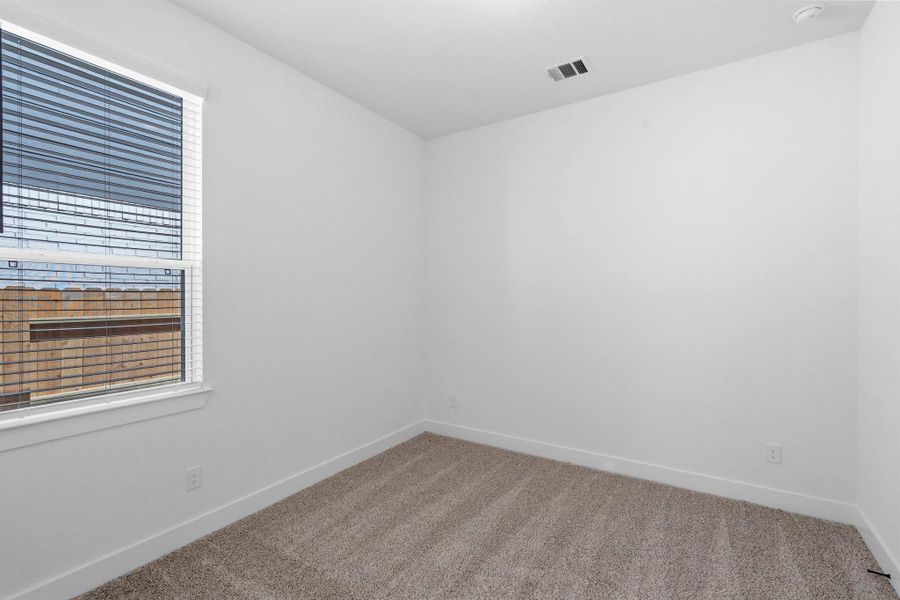 Spacious, unfurnished interior of a new home in Wildrye, Waller (Image 17).