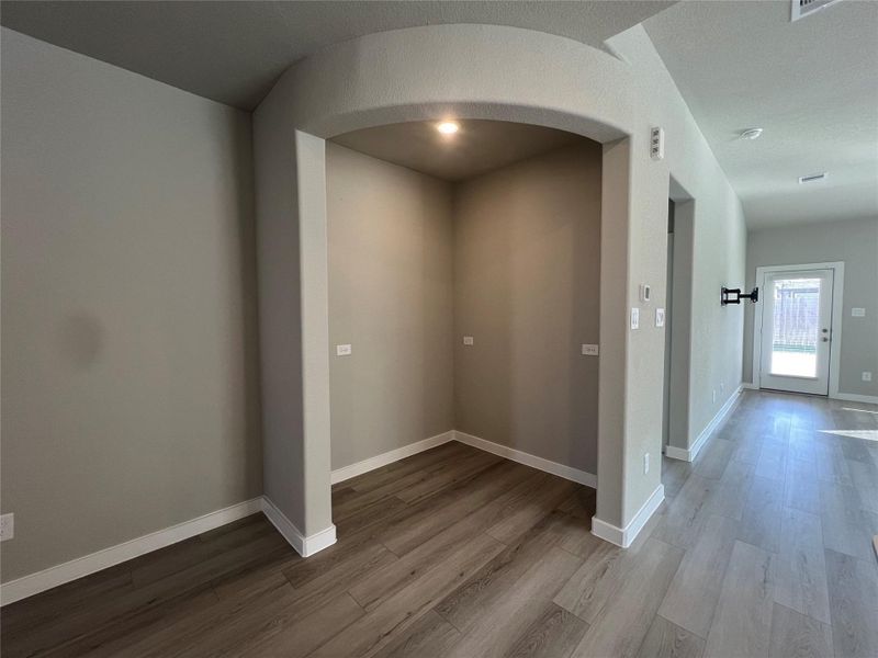 office space / flex space / bar area