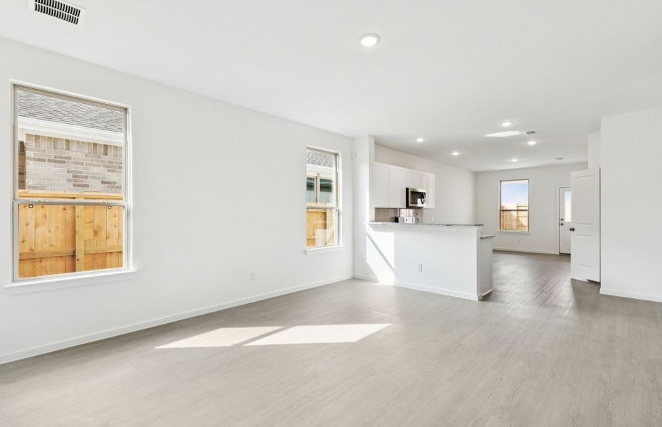 Spacious, unfurnished interior of a new home in River Ranch, Dayton (Image 23). Spacious, unfurnished interior of a new home in River Ranch, Dayton (Image 23).