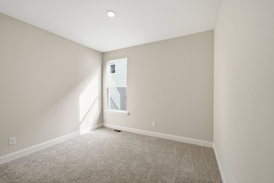 Spacious, unfurnished interior of a new home in McCain's Station, Gallatin (Image 23). Spacious, unfurnished interior of a new home in McCain's Station, Gallatin (Image 23).