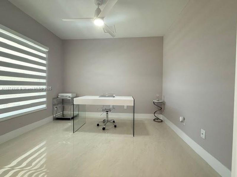 Image 23 of a home in . Image 23 of a home in .