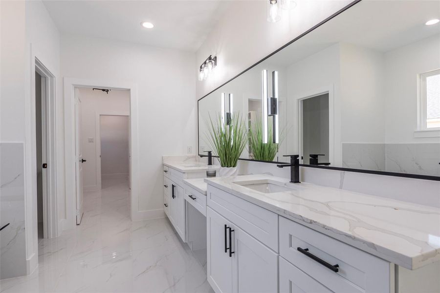 Furnished interior view inside a new home in , Dayton (Image 13).