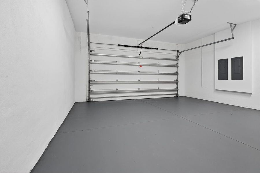 Garage 2