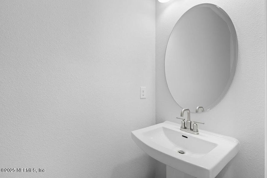 Image 34 of a home in .