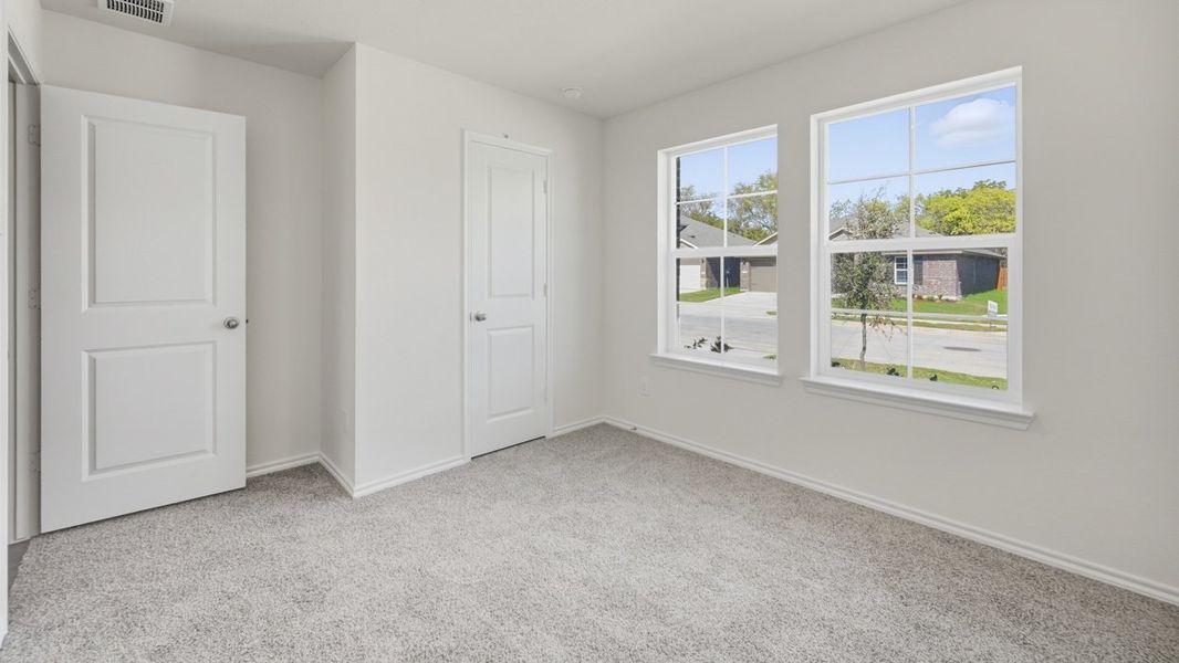 Spacious, unfurnished interior of a new home in Sanger Circle, Sanger (Image 15).