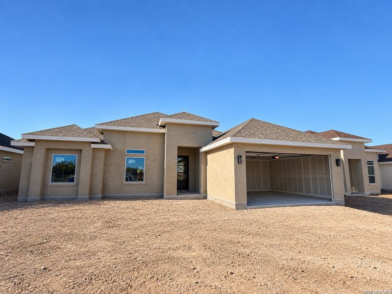 Image 4 of a home in . Image 4 of a home in .