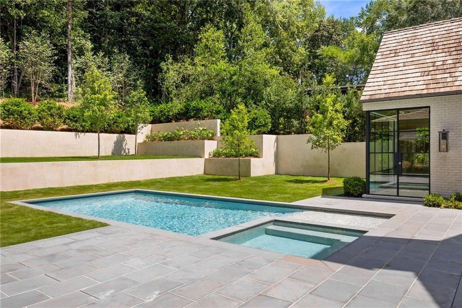 Image 38 of a home in .