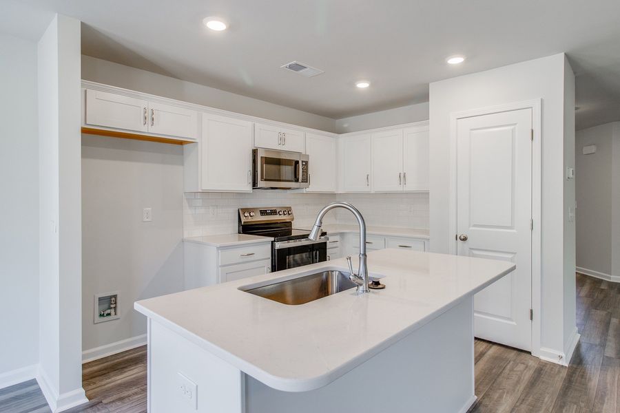 Furnished interior view inside a new home in Bluefield, Lexington (Image 8).