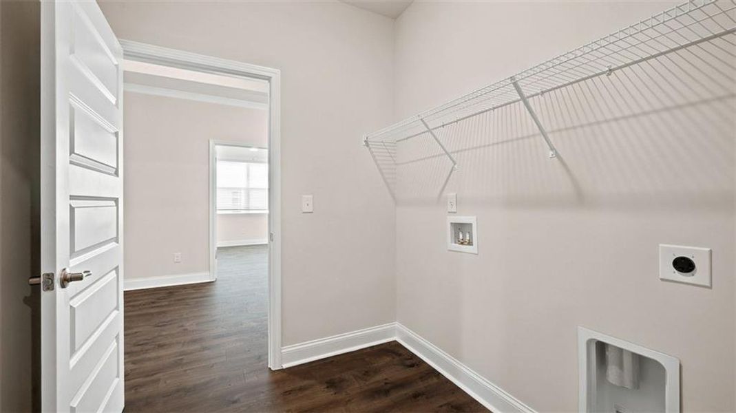 Spacious, unfurnished interior of a new home in Oak Ridge Meadows - Active Adult, Locust Grove (Image 29).