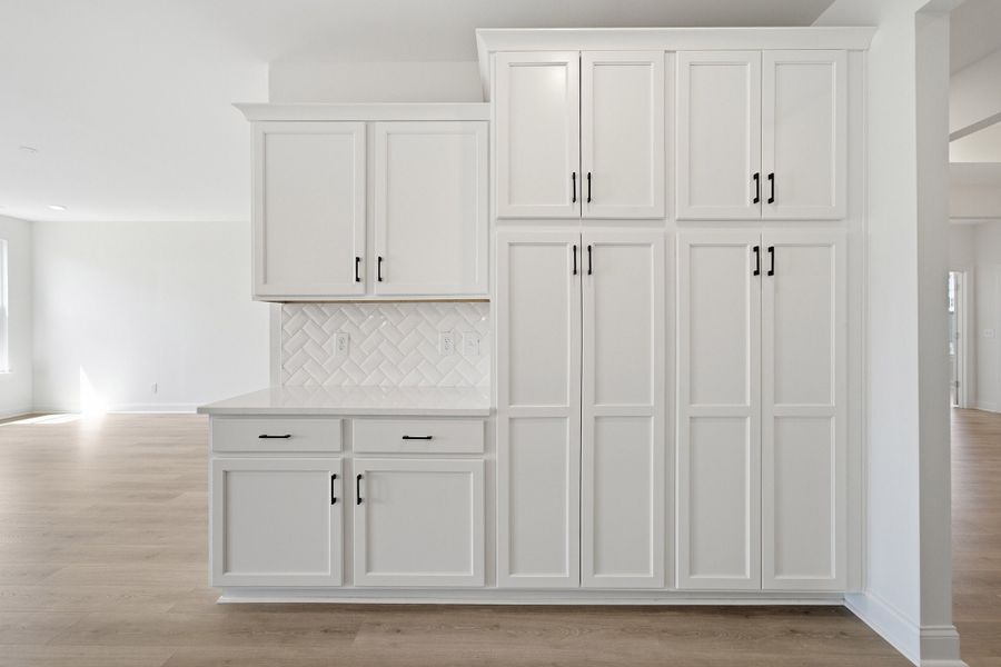Furnished interior view inside a new home in Dorris Farm, White House (Image 10).