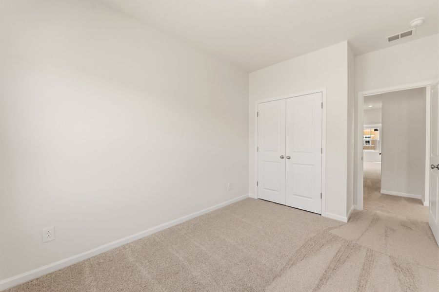 Spacious, unfurnished interior of a new home in Edwards Station, Taylors (Image 24).