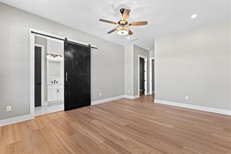 Spacious, unfurnished interior of a new home in , Bremen (Image 22).