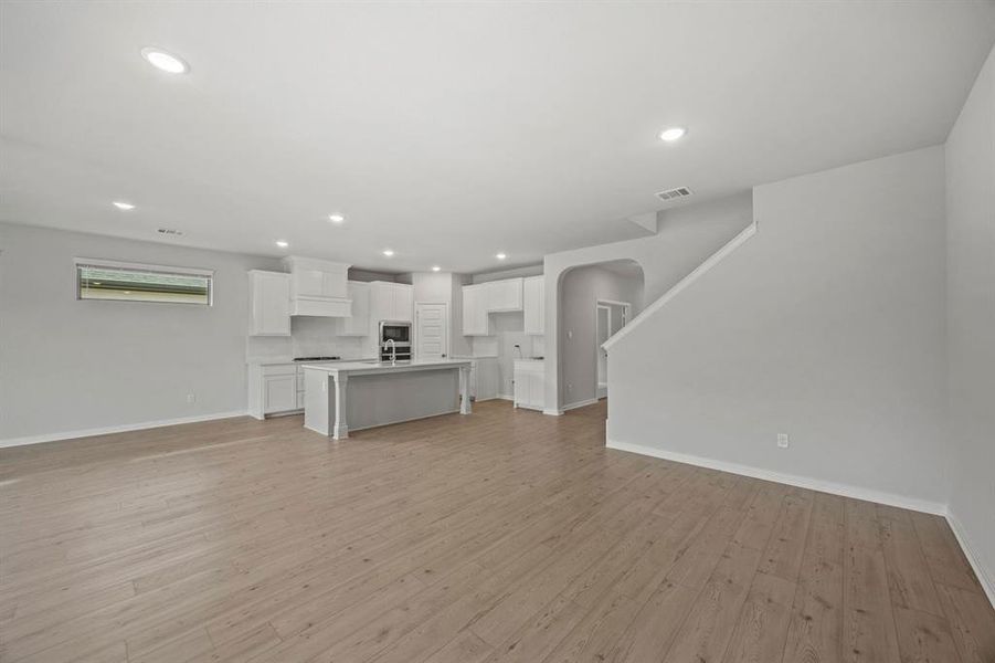 6-web-or-mls-1423-foxglove-pk 6-web-or-mls-1423-foxglove-pk