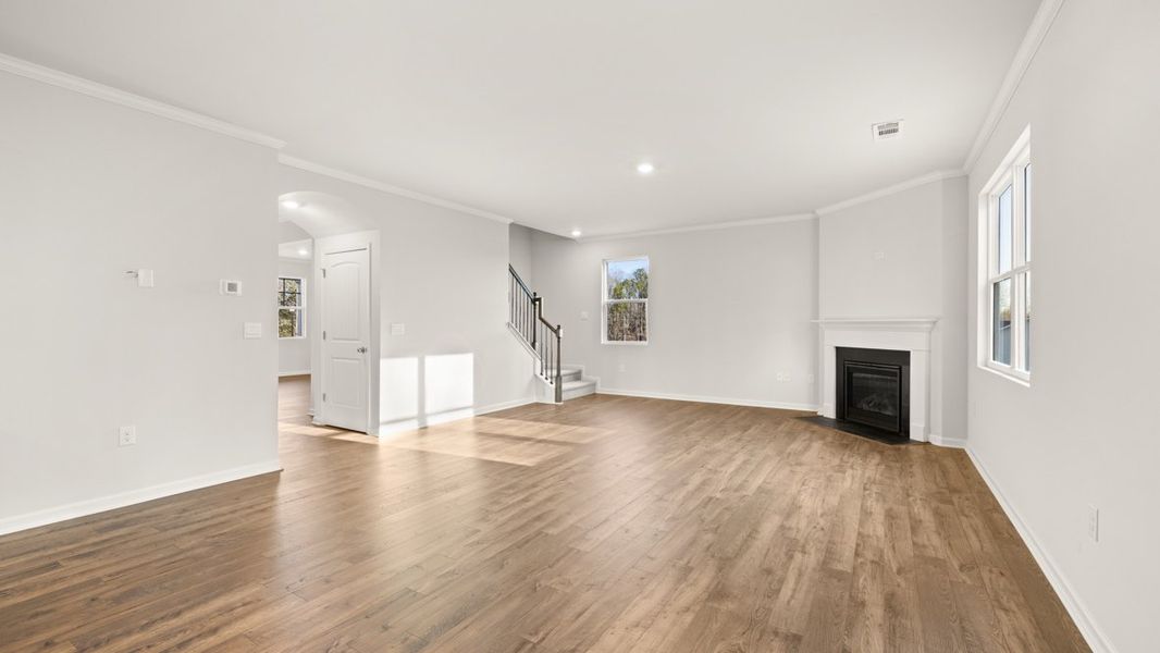 Spacious, unfurnished interior of a new home in Liberty Crossing, Braselton (Image 17).