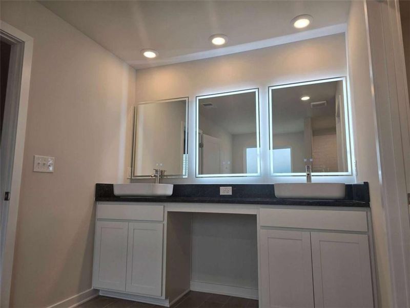 Furnished interior view inside a new home in Southern Hills, McDonough (Image 12).