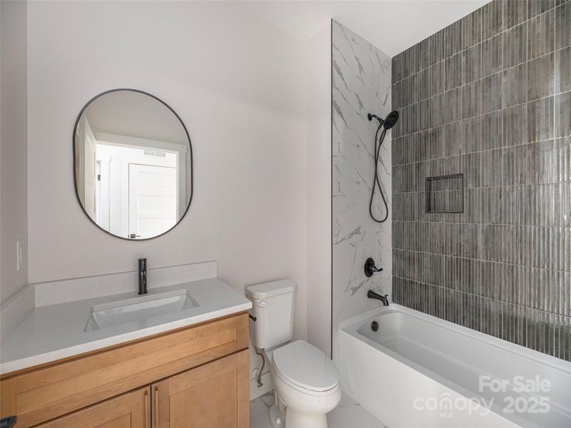 Furnished interior view inside a new home in , Waynesville (Image 5).