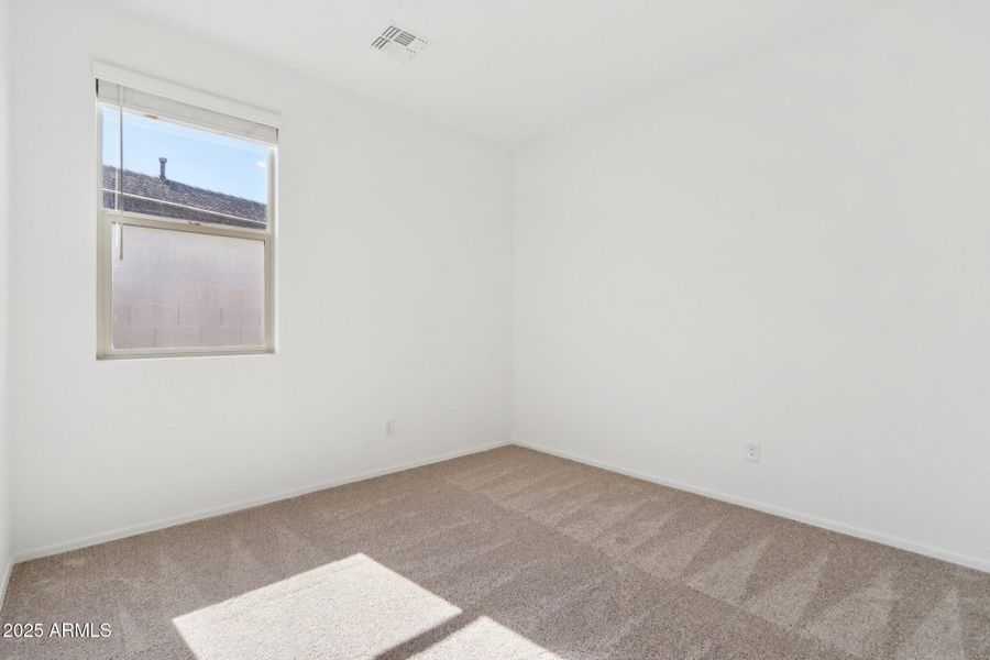 18-web-or-mls-N Eva Ln-S2510-018 18-web-or-mls-N Eva Ln-S2510-018