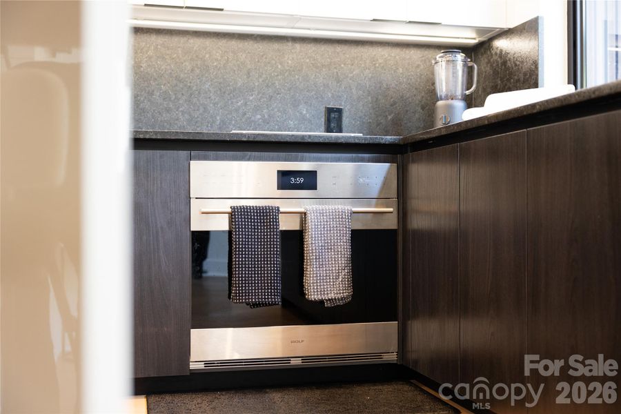 Build-in Oven
