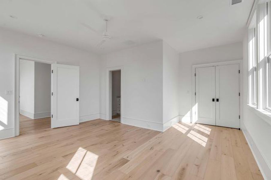 Spacious, unfurnished interior of a new home in , Mount Pleasant (Image 80).