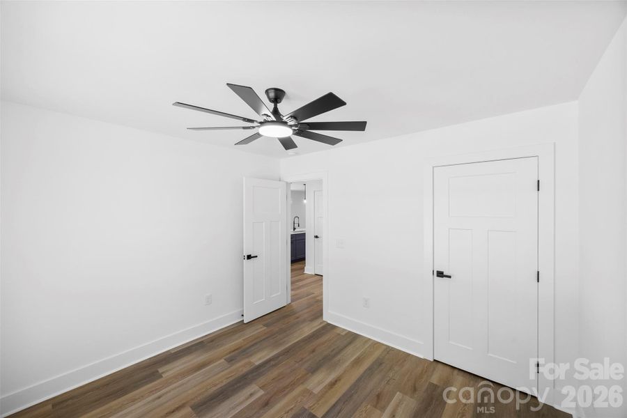 Spacious, unfurnished interior of a new home in , Salisbury (Image 28).