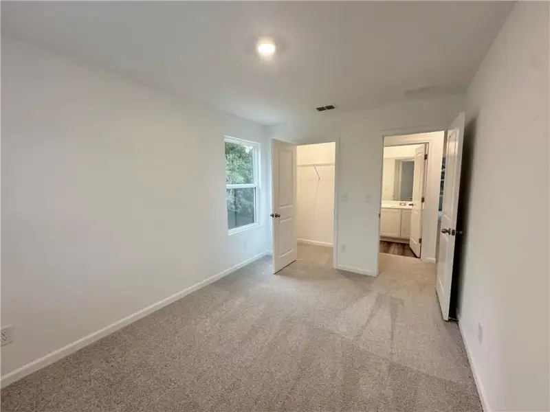 Spacious, unfurnished interior of a new home in Villas at Cassville, Cartersville (Image 14).