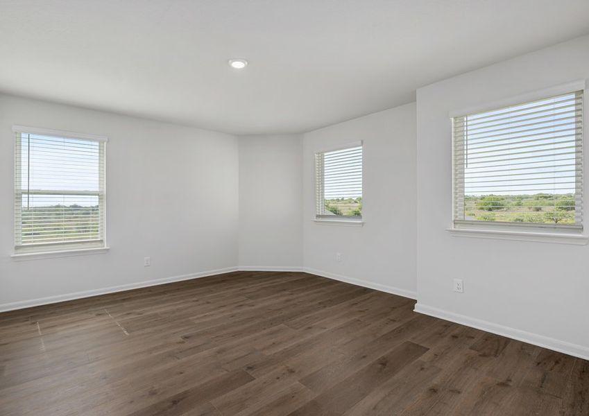 The secondary bedrooms are a great space for for children's bedrooms and guest rooms. The secondary bedrooms are a great space for for children's bedrooms and guest rooms.